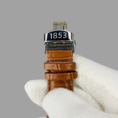 Premium Leather 5-Photoroom