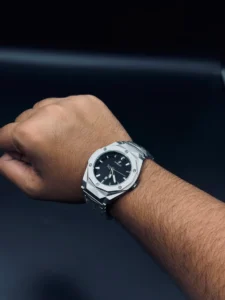 Hublot Cut – Most Demanding Article Black Dial with Box